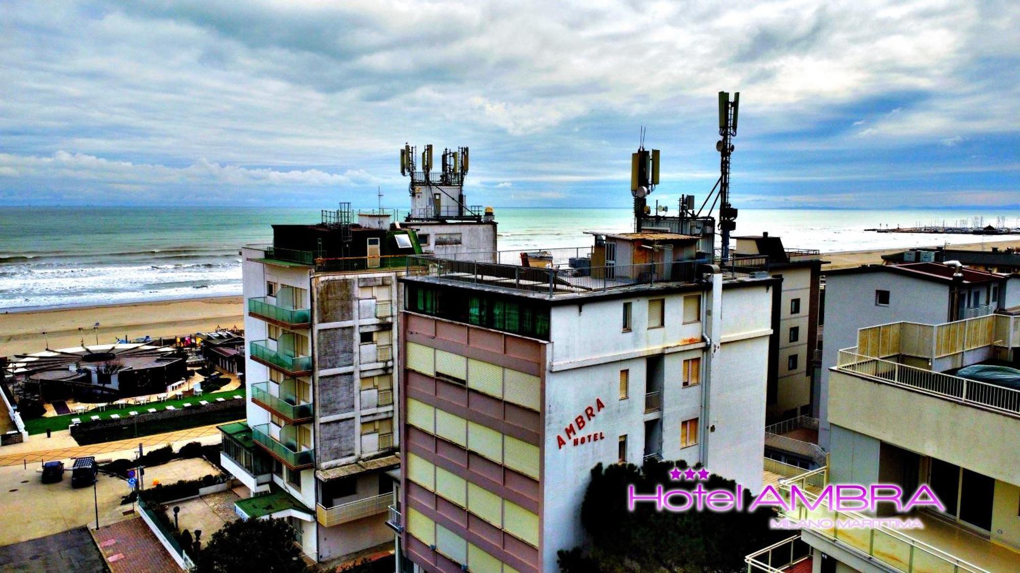 Hotel Ambra Морской Милан Экстерьер фото